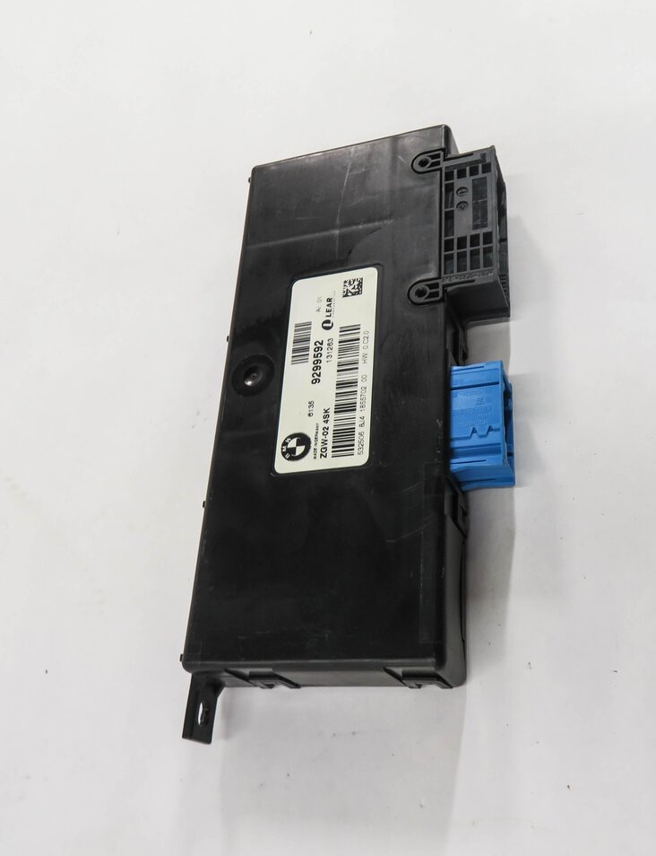 Thumbnail 3: 2013 BMW 535i (F10) CENTRAL GATEWAY CONTROL MODULE