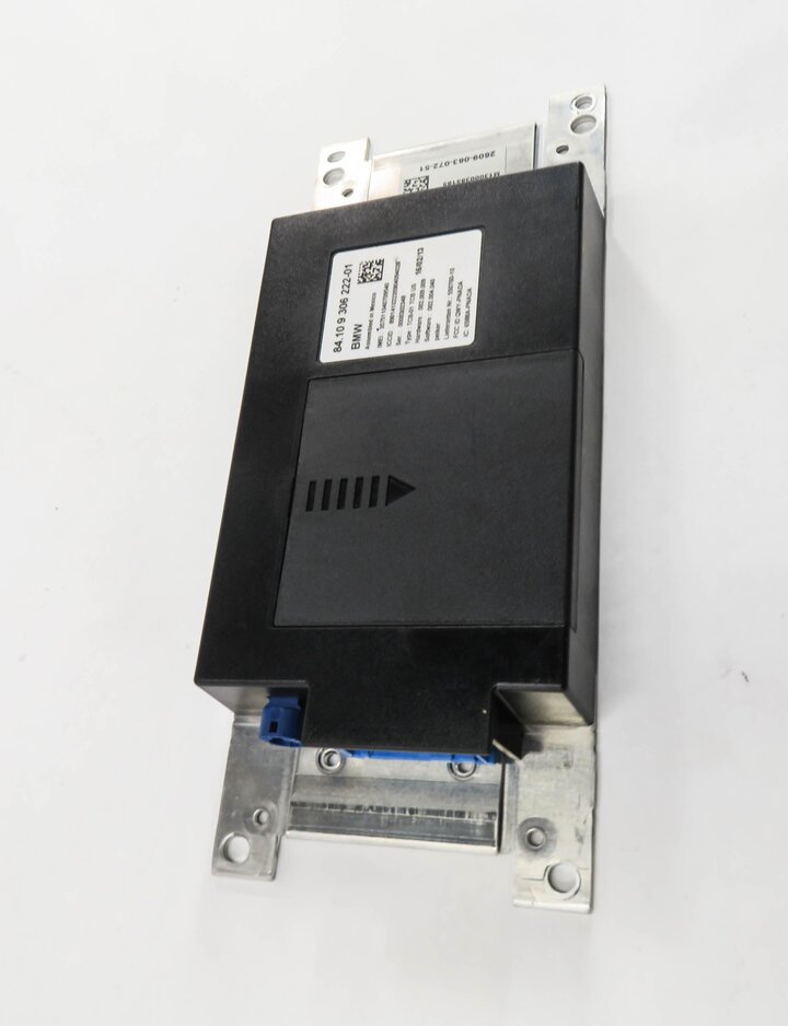 Thumbnail 3: 2013 BMW 535i (F10) BLUETOOTH TELEMATICS COMMUNICATION CONTROL MODULE