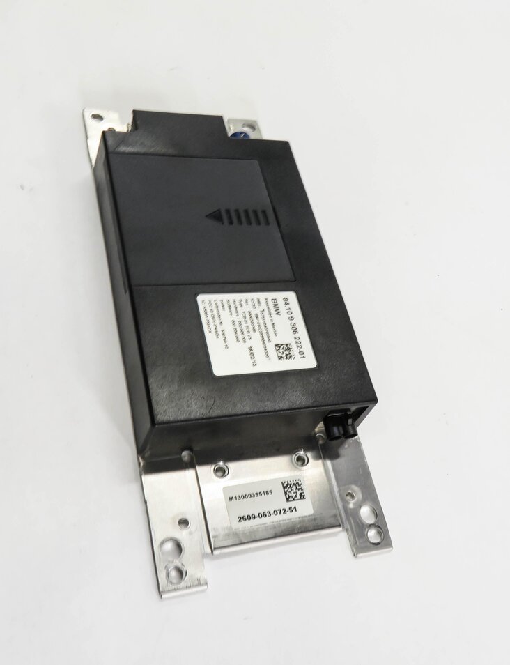 Thumbnail 4: 2013 BMW 535i (F10) BLUETOOTH TELEMATICS COMMUNICATION CONTROL MODULE