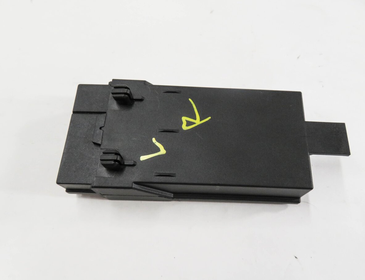 Thumbnail 5: 10-19 BMW 328i 330i 335i 530i 535i 550i 740i 750i 760i - REAR HEATED SEAT MODULE