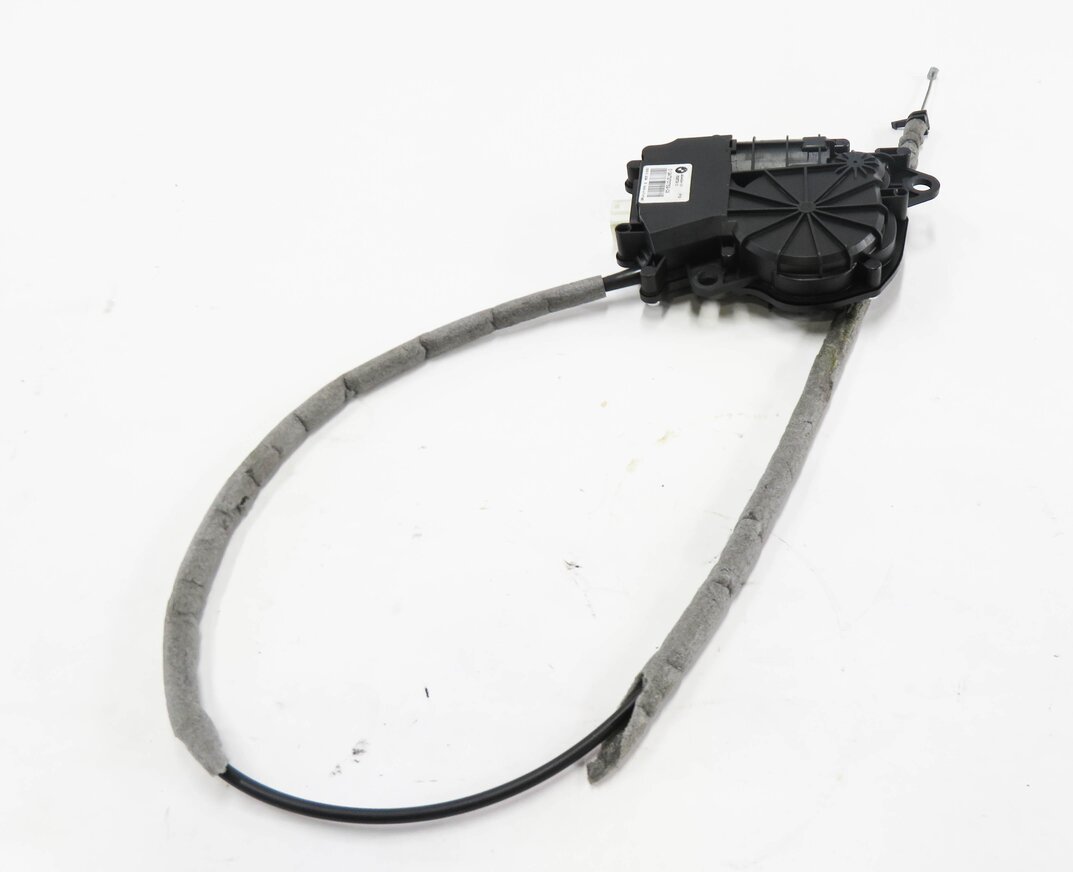 Thumbnail 8: 2013 BMW 535i (F10) REAR TRUNK LOCK LATCH ACTUATOR w/ SOFT CLOSE MOTOR