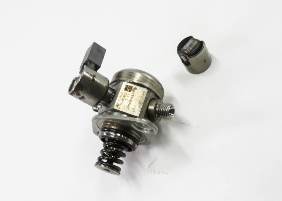 Thumbnail 1: 12-15 BMW 135i 335i 535i 740i X1 X3 X5 X6 - 3.0L N55 TURBO MECHANICAL FUEL PUMP