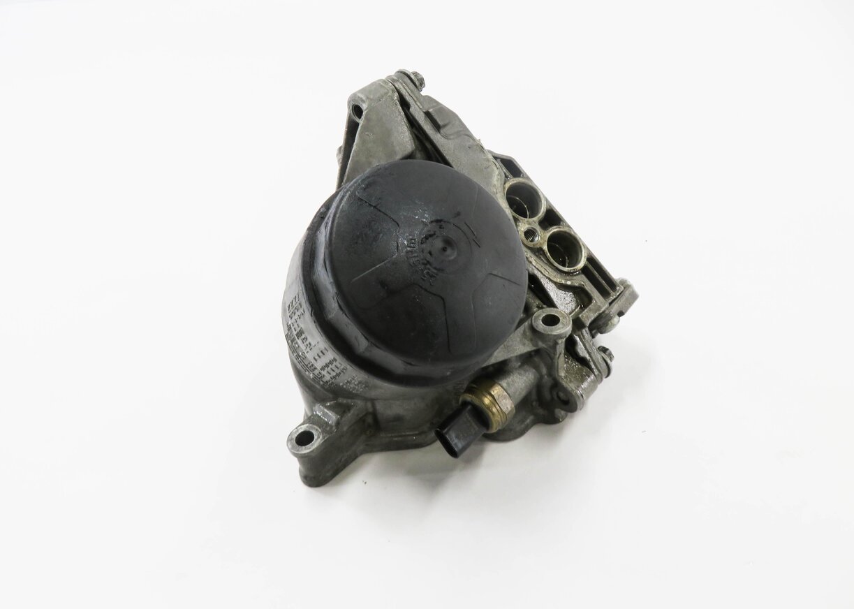Thumbnail 1: 2013 BMW 535i (F10) 3.0L N55 TURBO ENGINE - OIL FILTER HOUSING w/ ADAPTER
