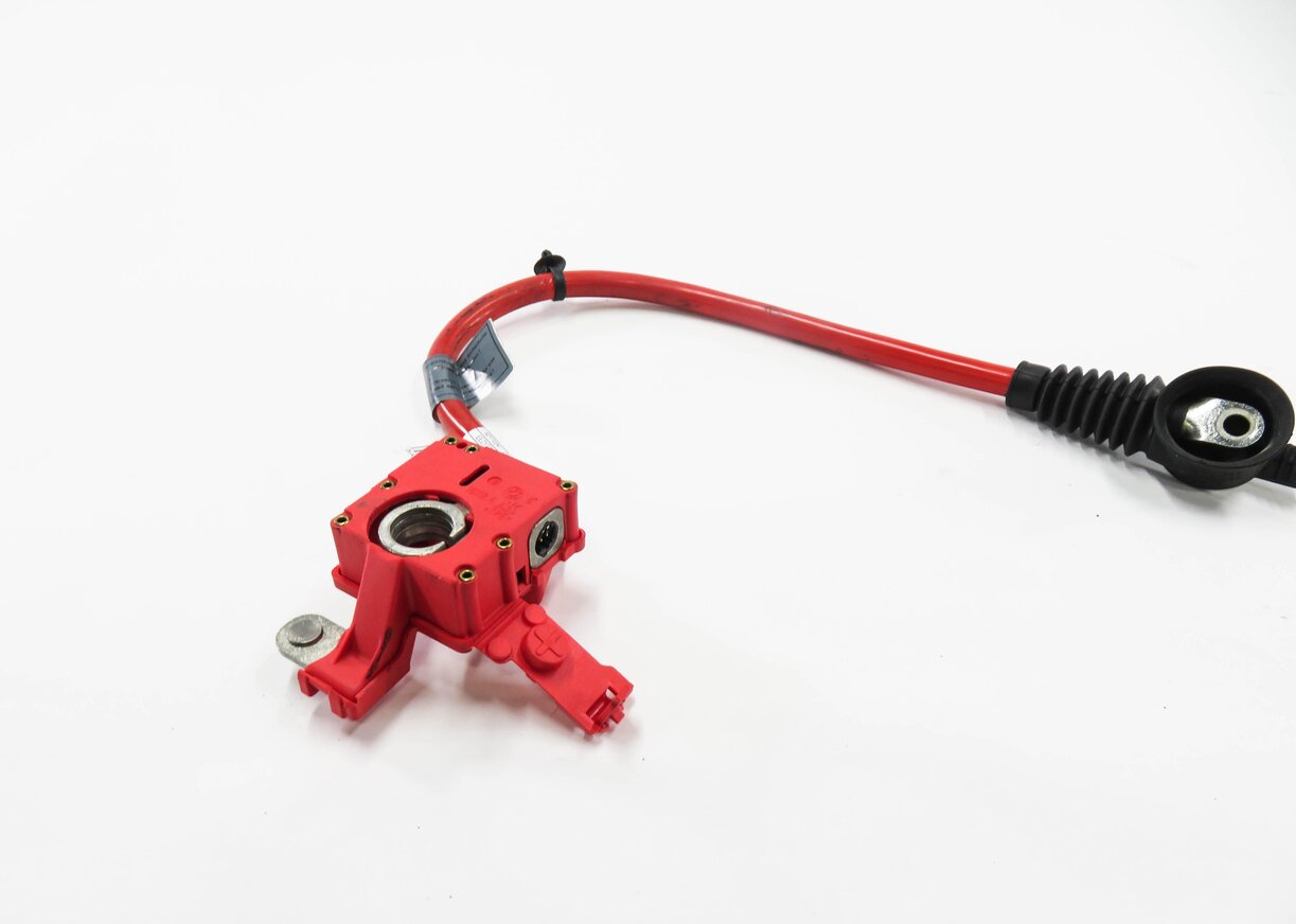 Thumbnail 2: 2013 BMW 535i (F10) POSITIVE BATTERY CABLE