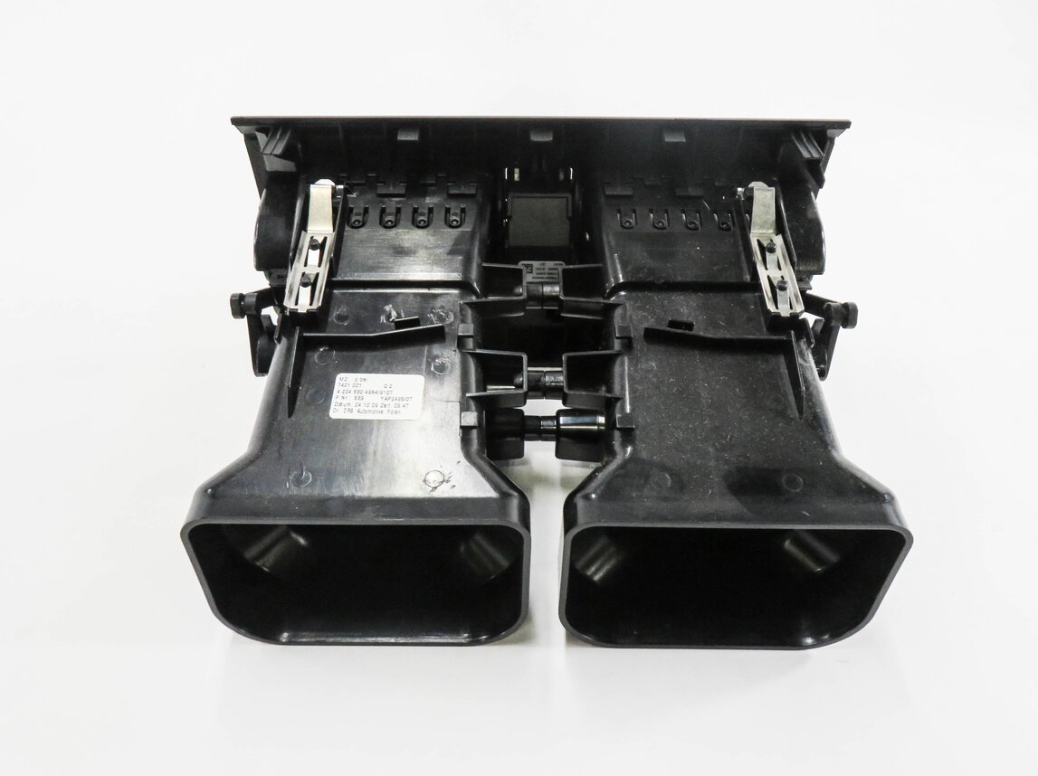 Thumbnail 5: 2010 MERCEDES GLK350 (X204) CENTER DASH HEATER A/C AIR VENT w/ HAZARD SWITCH
