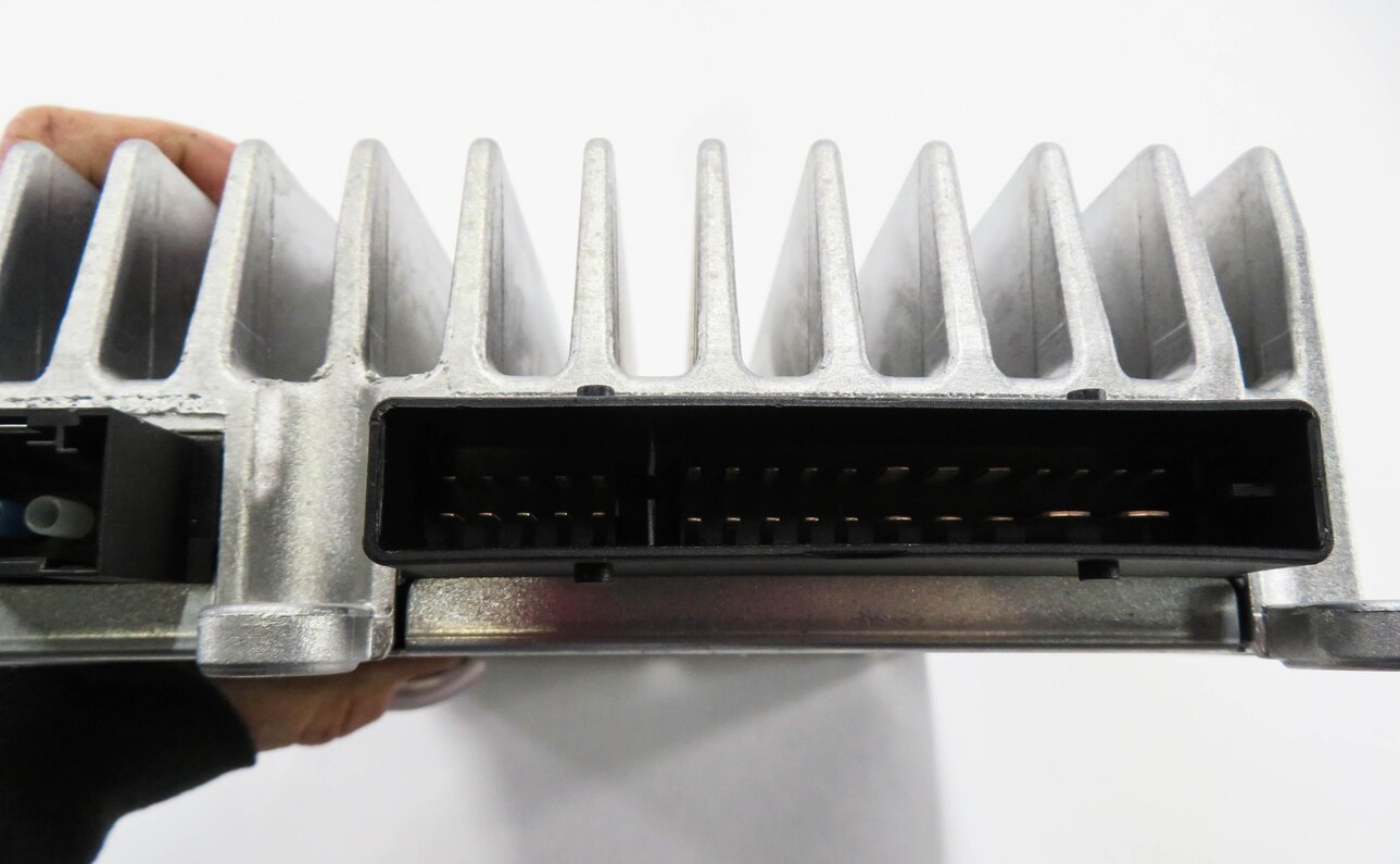 Thumbnail 7: 2010 MERCEDES GLK350 (X204) RADIO STEREO HARMAN BECKER AUDIO AMP AMPLIFIER