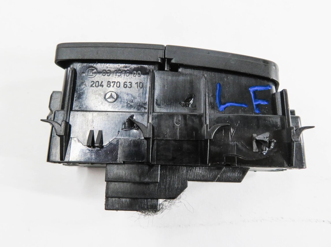 Thumbnail 7: 08-17 MERCEDES C250 C300 C350 E350 E550 GL350 GL450 GL550 - DRIVER LOCK SWITCH