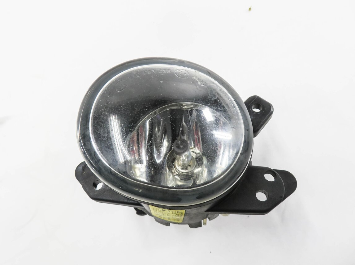 2006-2013 MERCEDES C300 C350 GL320 GL450 GL550 ML320 ML350 - LEFT FOGLIGHT LAMP