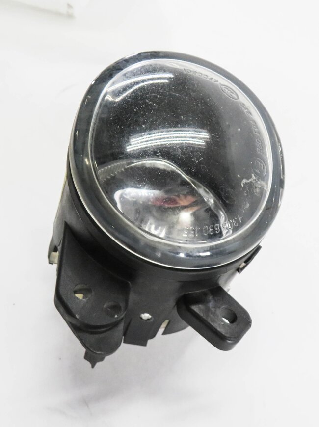 Thumbnail 3: 2006-2013 MERCEDES C300 C350 GL320 GL450 GL550 ML320 ML350 - LEFT FOGLIGHT LAMP