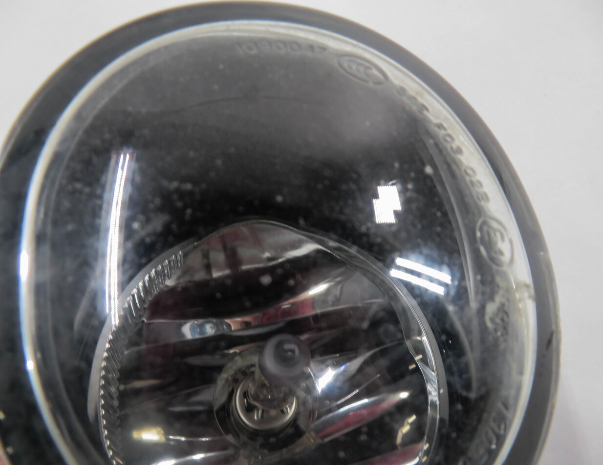 Thumbnail 6: 2006-2013 MERCEDES C300 C350 GL320 GL450 GL550 ML320 ML350 - LEFT FOGLIGHT LAMP