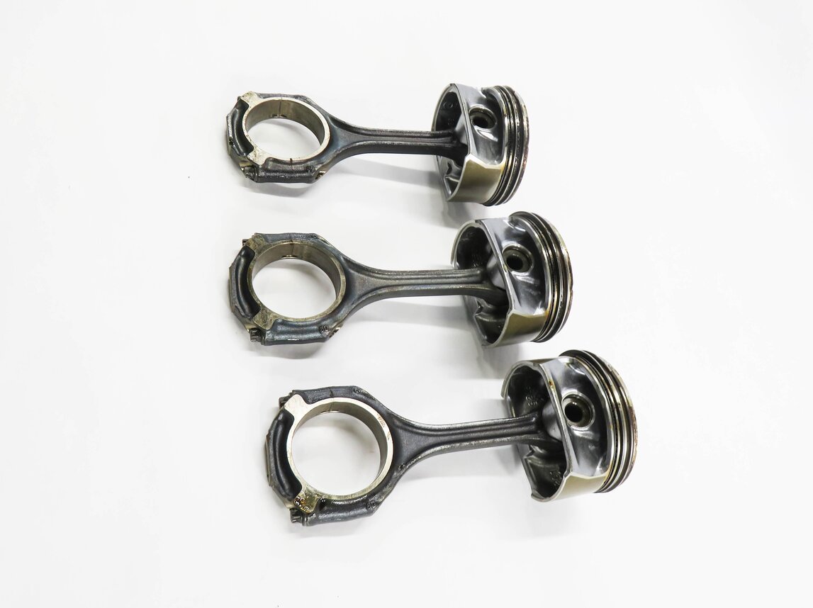 Thumbnail 4: 06-10 MERCEDES C350 E350 GL450 ML350 CLK350 R350 (W204 W164 X164) PISTON SET-3