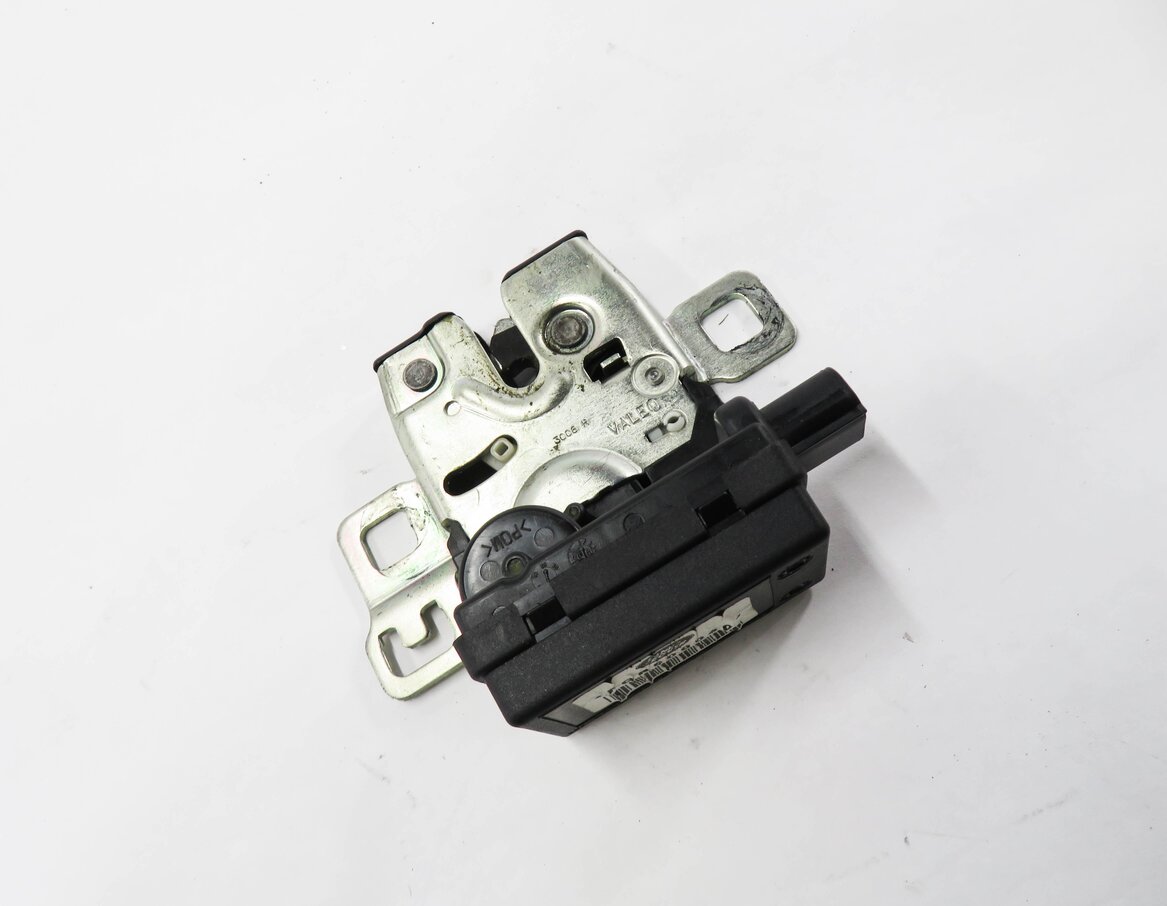 2006 RANGE ROVER SPORT (L320) REAR TRUNK UPPER GLASS LOCK LATCH ACTUATOR