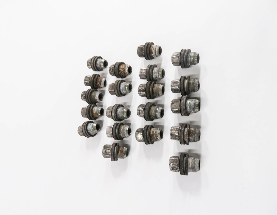 Thumbnail 3: 2005-2018 RANGE ROVER / SPORT LR3 LR4 DISCOVERY WHEEL TIRE RIM LUG NUT SET-20