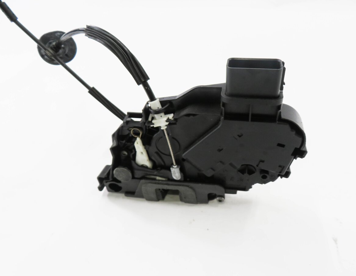 Thumbnail 5: 2005-2008 LAND ROVER LR3 - RANGE ROVER SPORT (L320) LEFT FRONT DRIVER DOOR LATCH