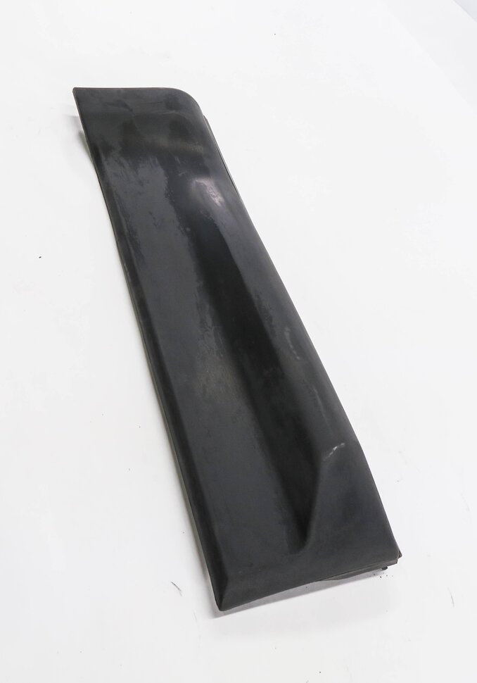 Thumbnail 4: 2006 RANGE ROVER SPORT (L320) LEFT REAR DOOR LOWER MOULDING RUNNER TRIM