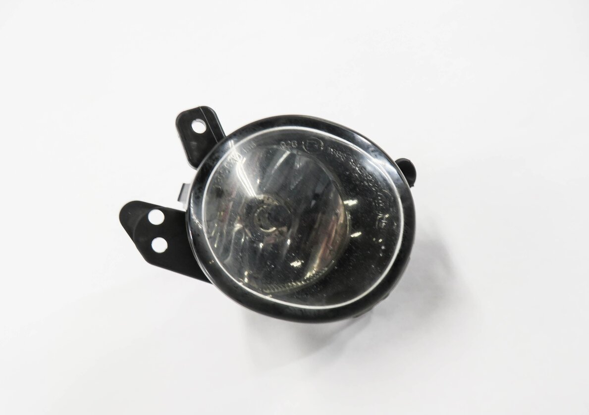 2006-2013 MERCEDES C300 C350 GL320 GL450 GL550 ML320 ML350 - RIGHT FOGLIGHT LAMP