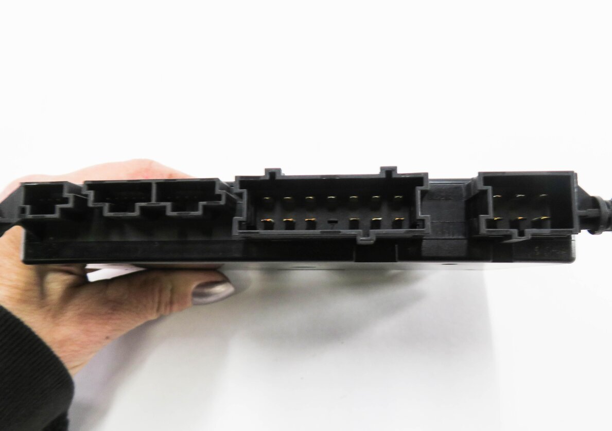 Thumbnail 7: 2011 MERCEDES GLK350 (X204) LEFT FRONT DRIVER SEAT CONTROL MODULE