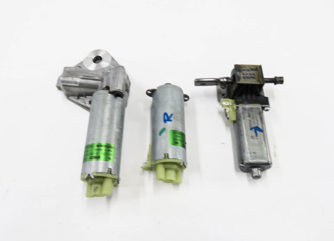 Thumbnail 2: 2006 PORSCHE CAYENNE (955) RIGHT FRONT PASSENGER SEAT ADJUSTMENT MOTOR SET-3