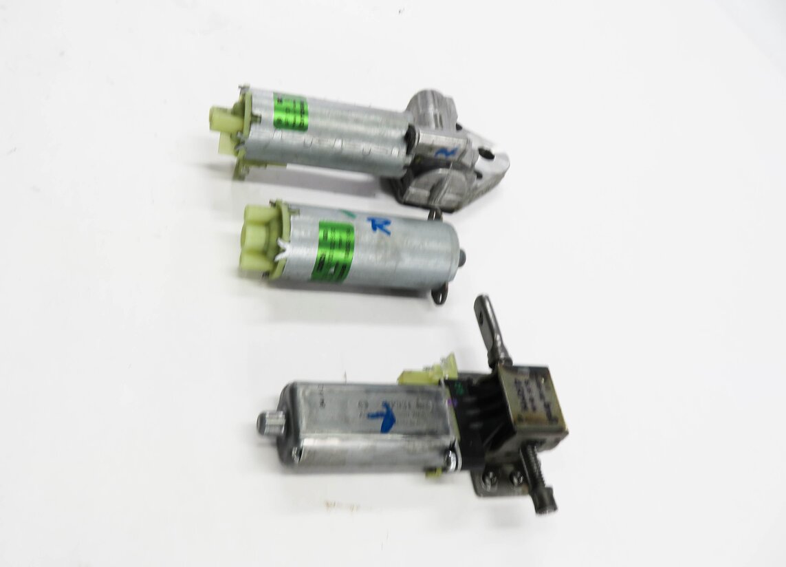 Thumbnail 4: 2006 PORSCHE CAYENNE (955) RIGHT FRONT PASSENGER SEAT ADJUSTMENT MOTOR SET-3