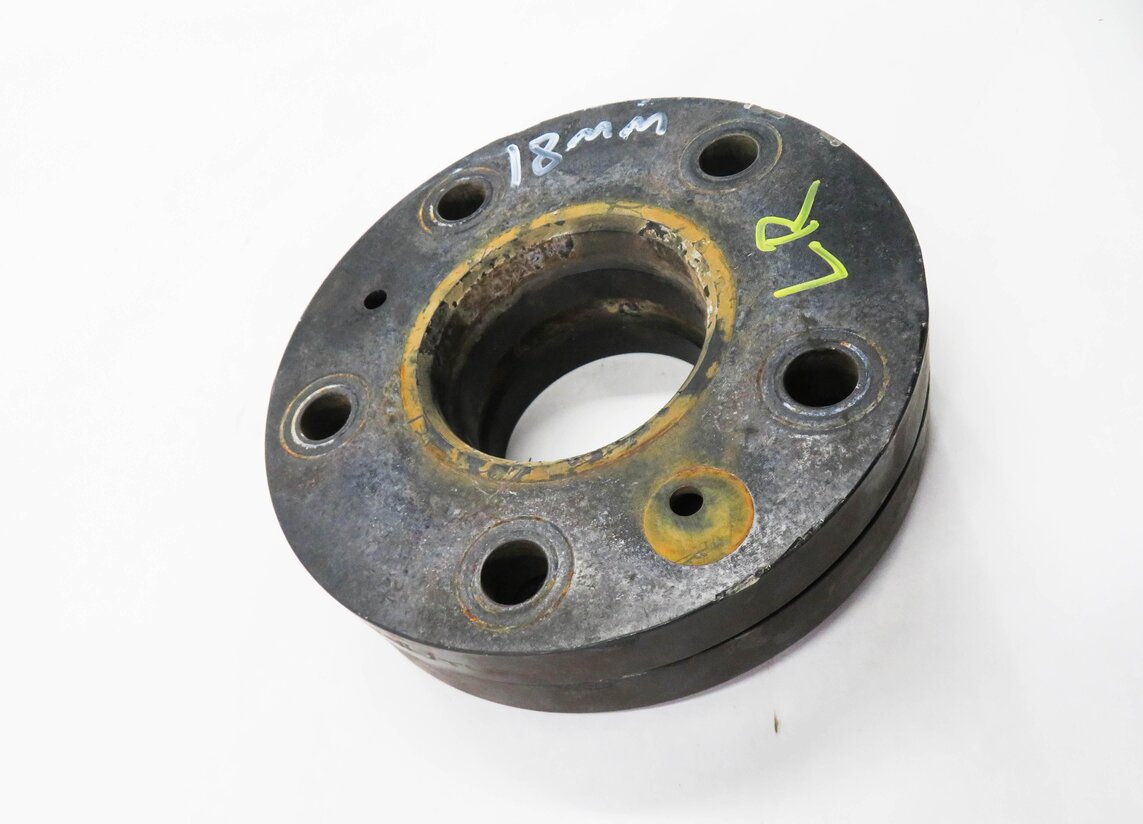 Thumbnail 3: 2006-2010 PORSCHE CAYENNE - ECS TUNING 18mm WHEEL SPACER SET-2