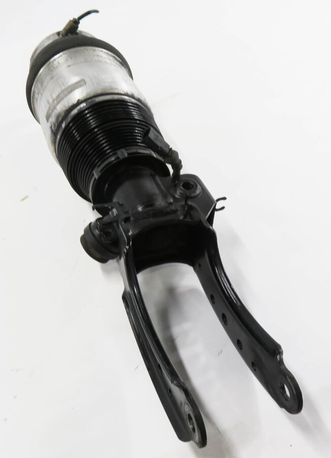 2005-2006 PORSCHE CAYENNE (955) TURBO - RIGHT FRONT PASSENGER AIR SHOCK STRUT