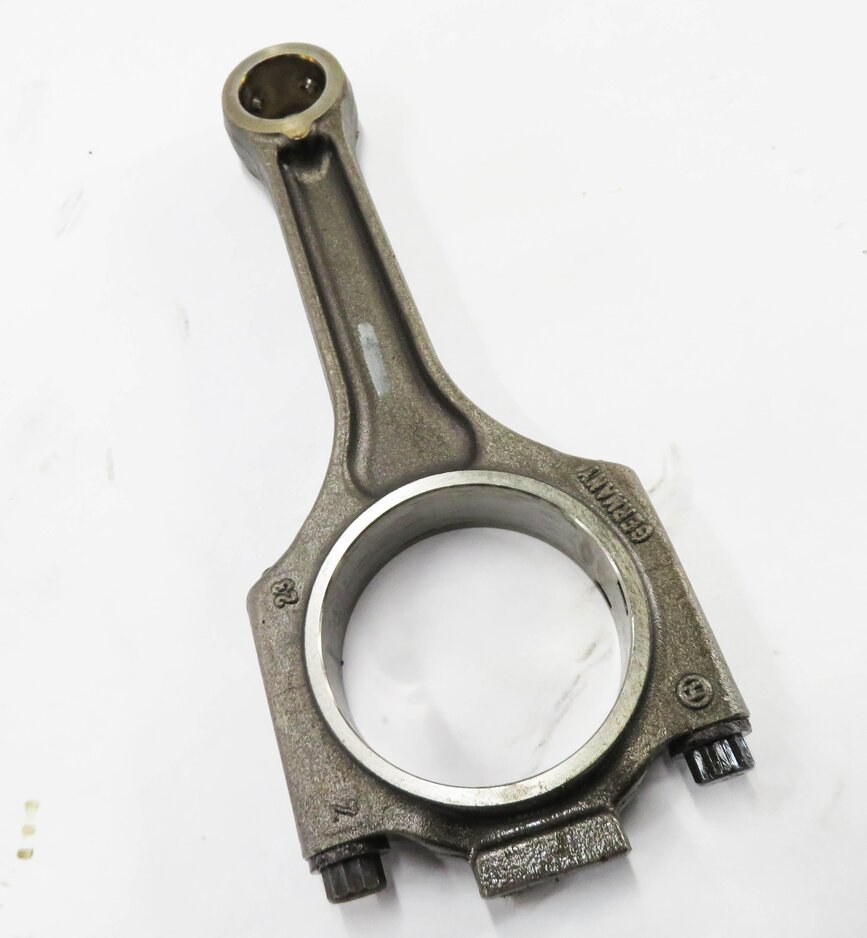 2003-2006 PORSCHE CAYENNE (955) 4.5L M48 TURBO ENGINE - PISTON w/ CONNECTING ROD