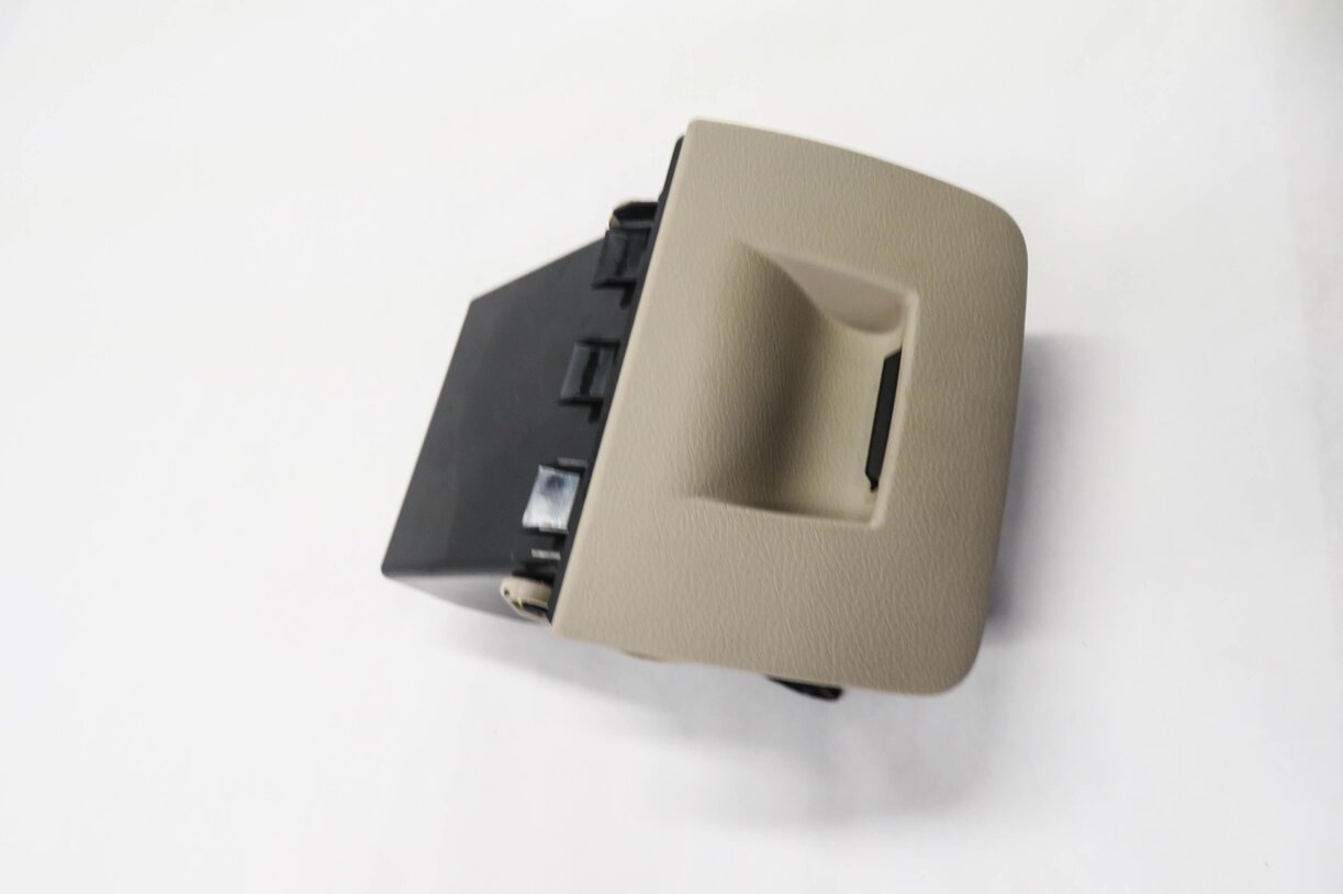 Thumbnail 3: 2012 BMW 328i (F30) LEFT DRIVER DASH STORAGE COMPARTMENT CUBBY BOX (OYSTER)
