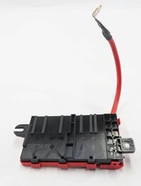 Thumbnail 6: 2012 BMW 328i (F30) POSITIVE BATTERY POWER DISTRIBUTION FUSE PLATE