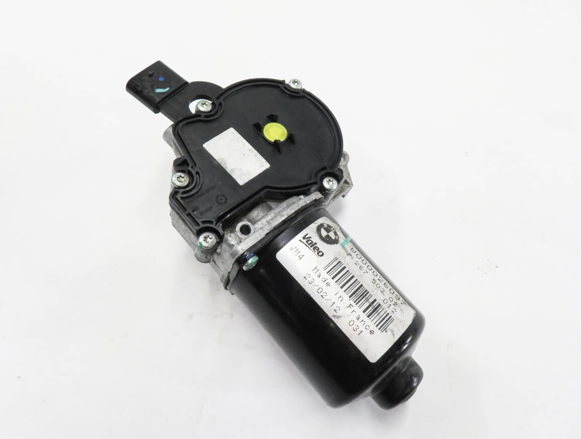 12-19 BMW 320i 328i 330i 335i 340i 428i 430i 435i 440i M3 M4 - FRONT WIPER MOTOR
