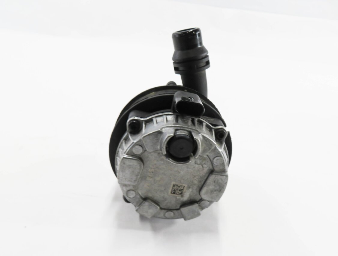 Thumbnail 5: 2014-2020 BMW 240i 340i 440i 540i M3 M4 (F22 F30 F32 G30) AUXILIARY WATER PUMP