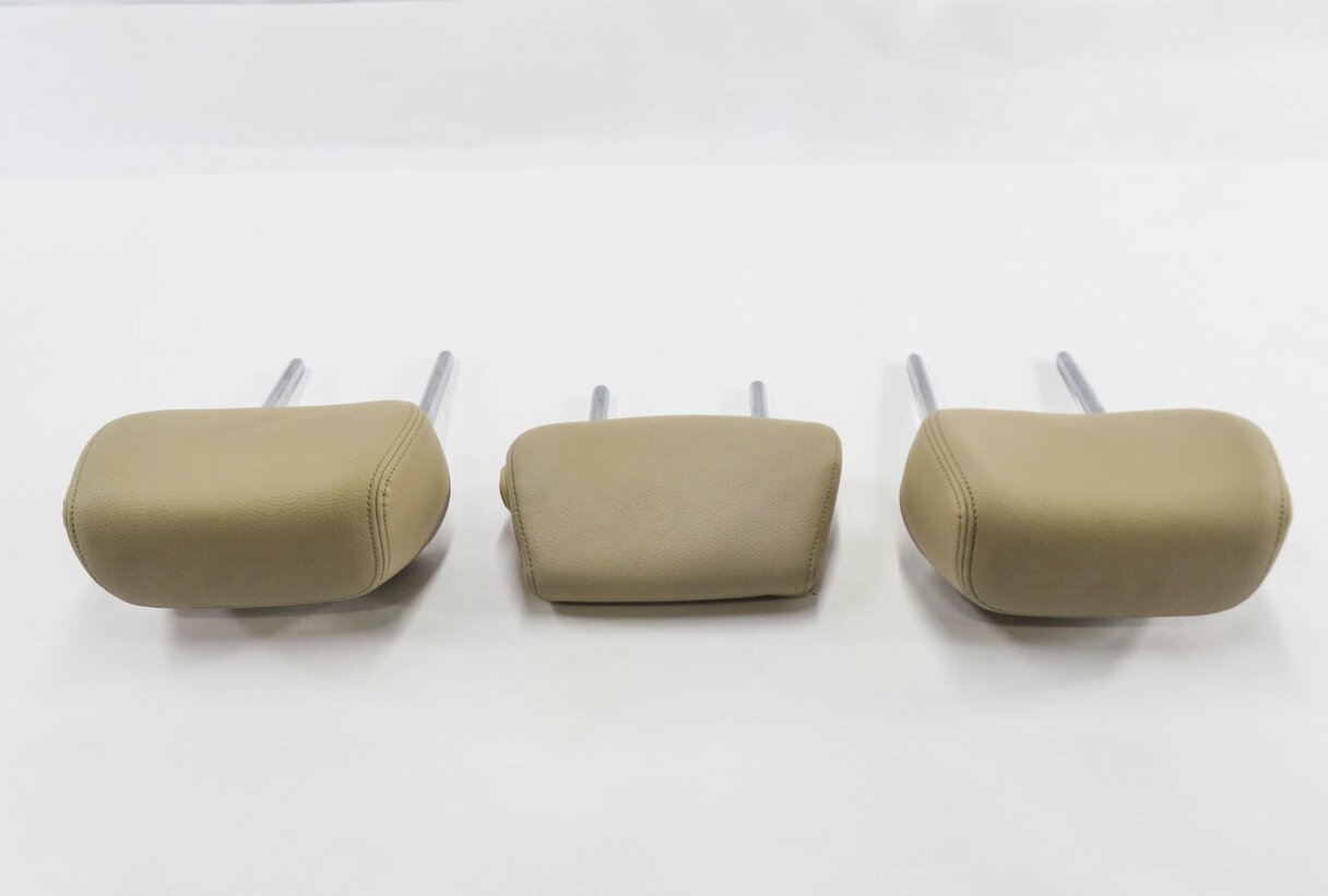 Thumbnail 5: 2016 BMW 340i (F30) REAR SEAT HEADREST SET-3 (VENETIAN BEIGE KCDF)
