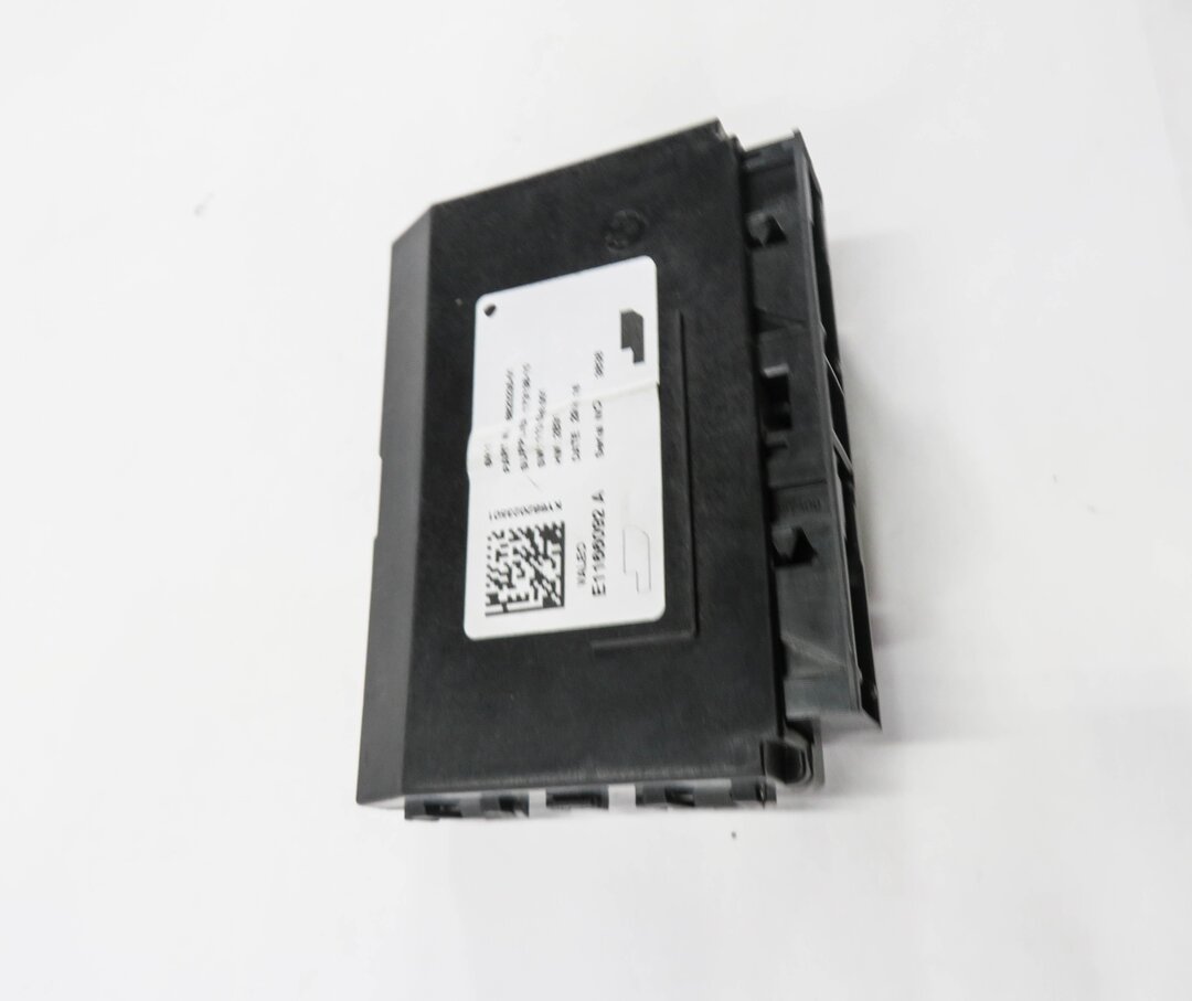 Thumbnail 3: 2016 BMW 340i (F30) HEATER A/C AIR CONDITIONING CONTROL MODULE