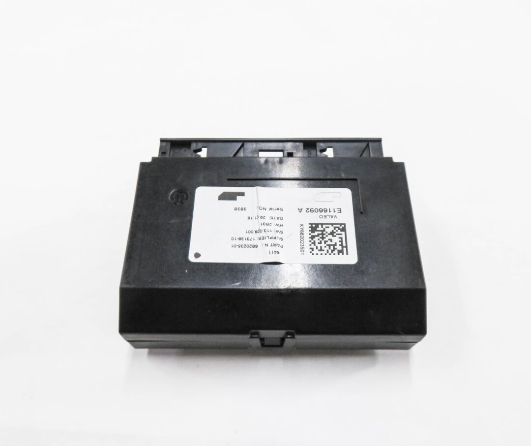 Thumbnail 5: 2016 BMW 340i (F30) HEATER A/C AIR CONDITIONING CONTROL MODULE