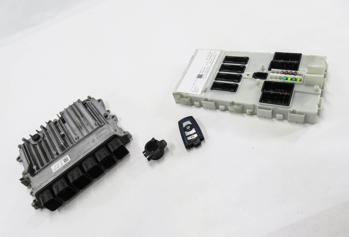 16-18 BMW 240i 340i 440i (F22 F30 F32 F34) 3.0L B58 TURBO ENGINE MODULE KEY SET