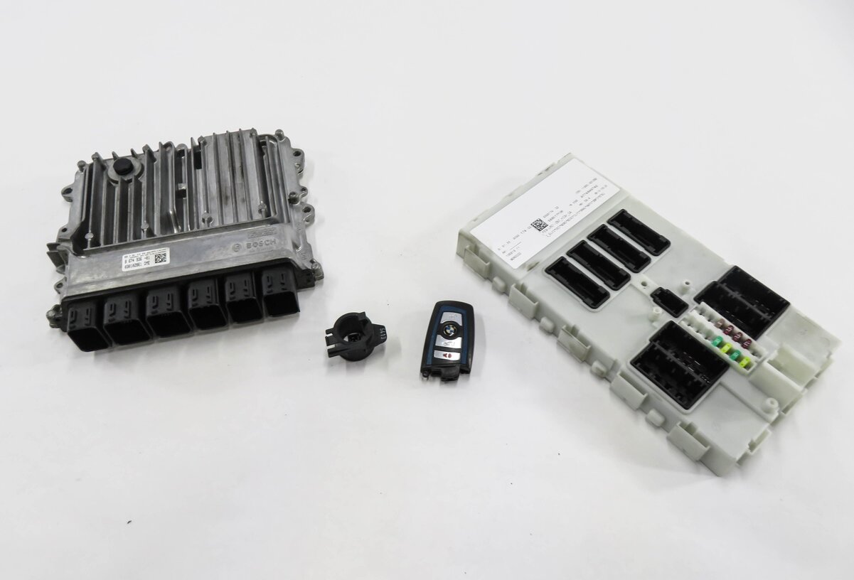 Thumbnail 2: 16-18 BMW 240i 340i 440i (F22 F30 F32 F34) 3.0L B58 TURBO ENGINE MODULE KEY SET