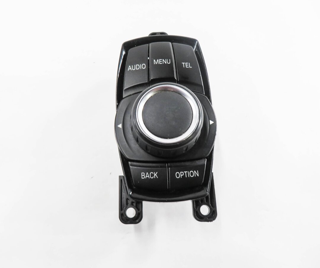 Thumbnail 3: 2013-2020 BMW 228i 230i 328i 330i 335i 428i 430i 435i M3 - iDRIVE CONTROL SWITCH