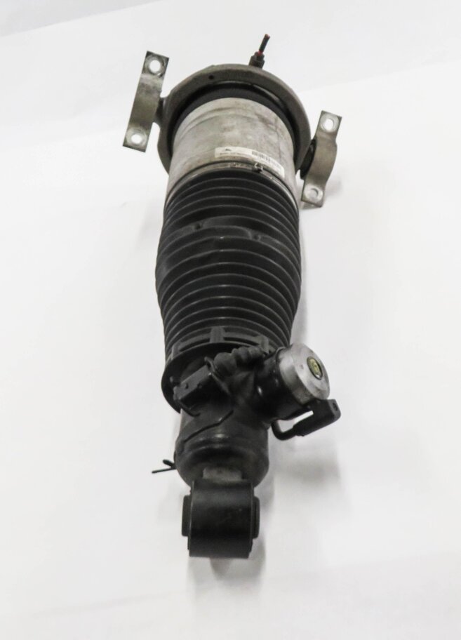 Thumbnail 10: 2008-2010 PORSCHE CAYENNE (957) 4.8L - LEFT DRIVER REAR AIR SHOCK STRUT