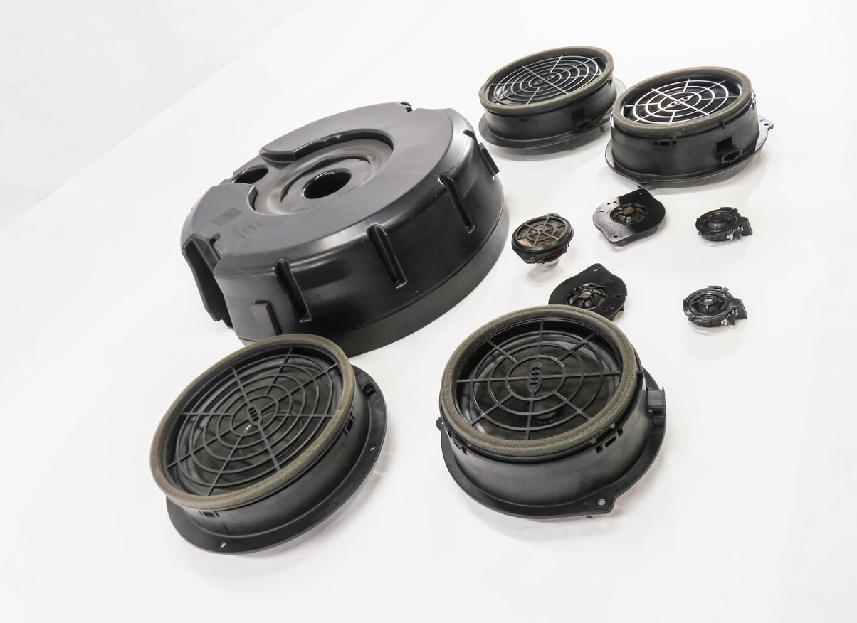 Thumbnail 3: 2012 AUDI Q5 (B8 8R) RADIO STEREO SUB SUBWOOFER TWEETER SPEAKER SET-10