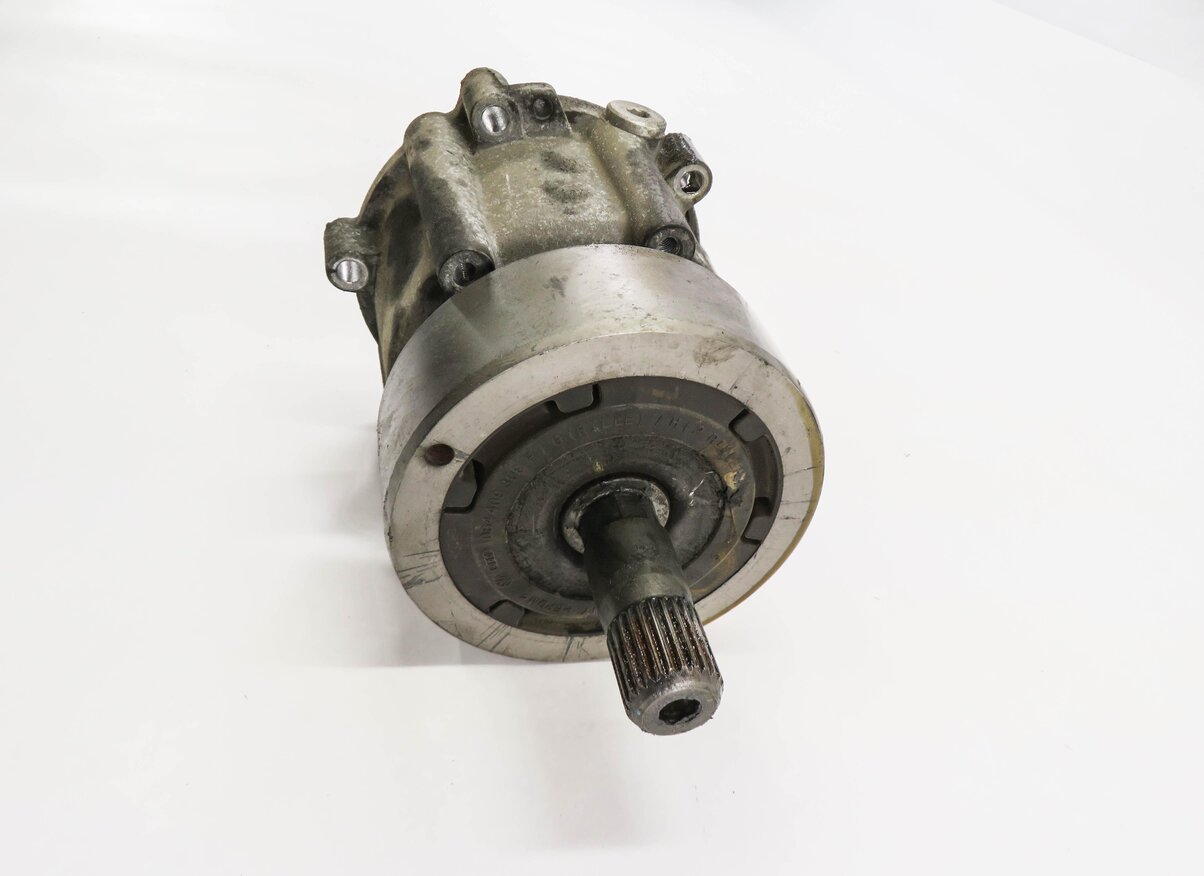 Thumbnail 3: 11-12 AUDI Q5 (B8 8R) 2.0L TURBO - TRANSMISSION CENTER DIFFERENTIAL TAILSHAFT