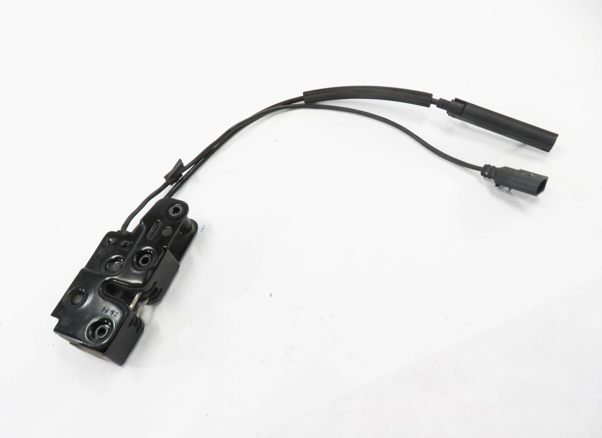 2012 AUDI Q5 (B8 8R) FRONT LOWER HOOD LOCK LATCH