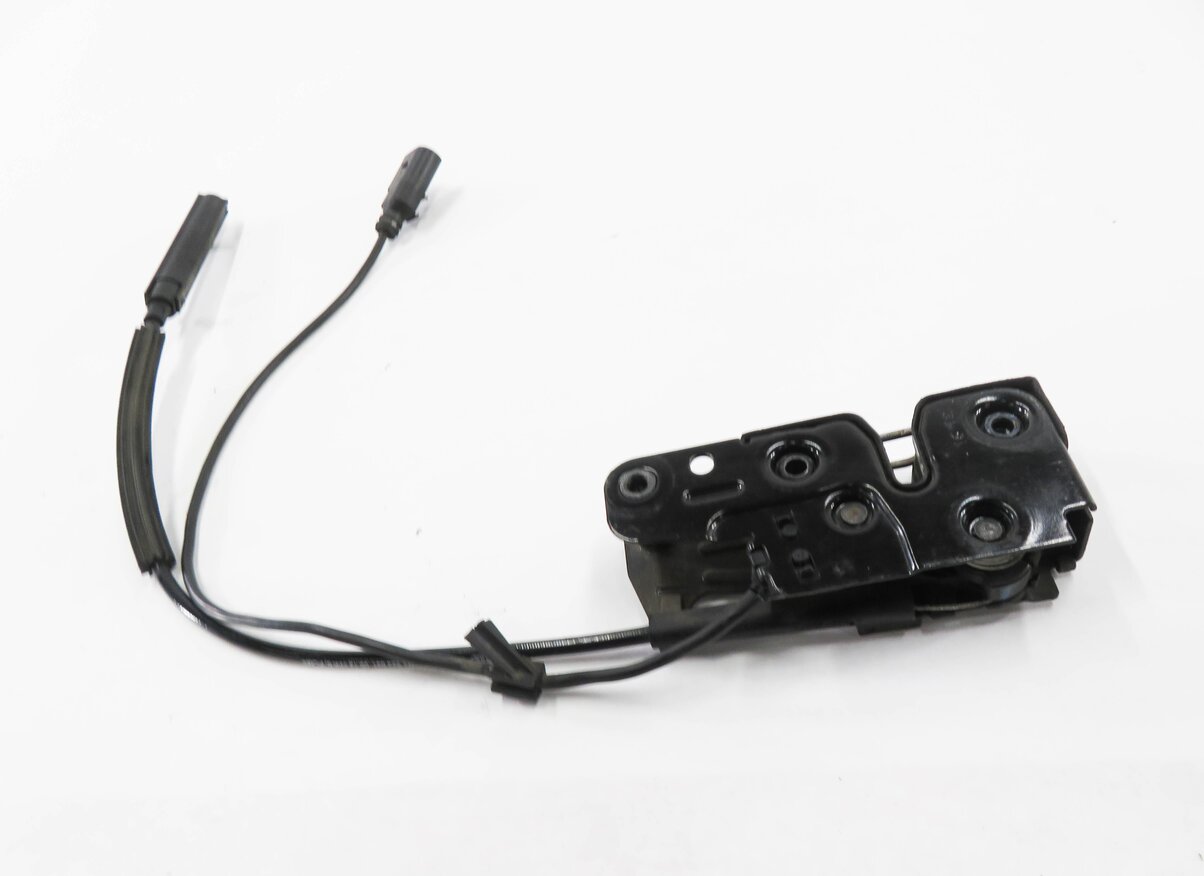 Thumbnail 5: 2012 AUDI Q5 (B8 8R) FRONT LOWER HOOD LOCK LATCH