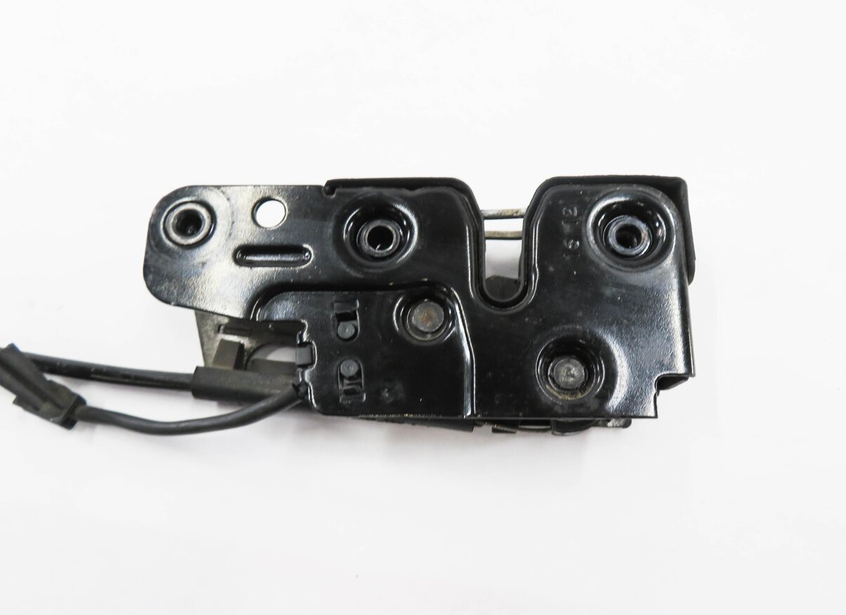 Thumbnail 6: 2012 AUDI Q5 (B8 8R) FRONT LOWER HOOD LOCK LATCH