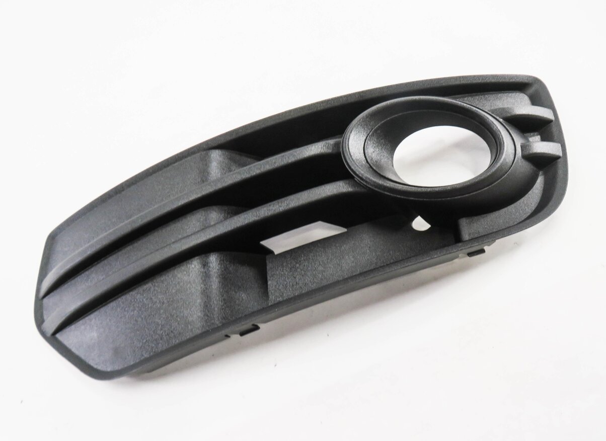 2009-2012 AUDI Q5 (B8 8R) LEFT FRONT DRIVER FOGLIGHT FOG LIGHT GRILLE TRIM