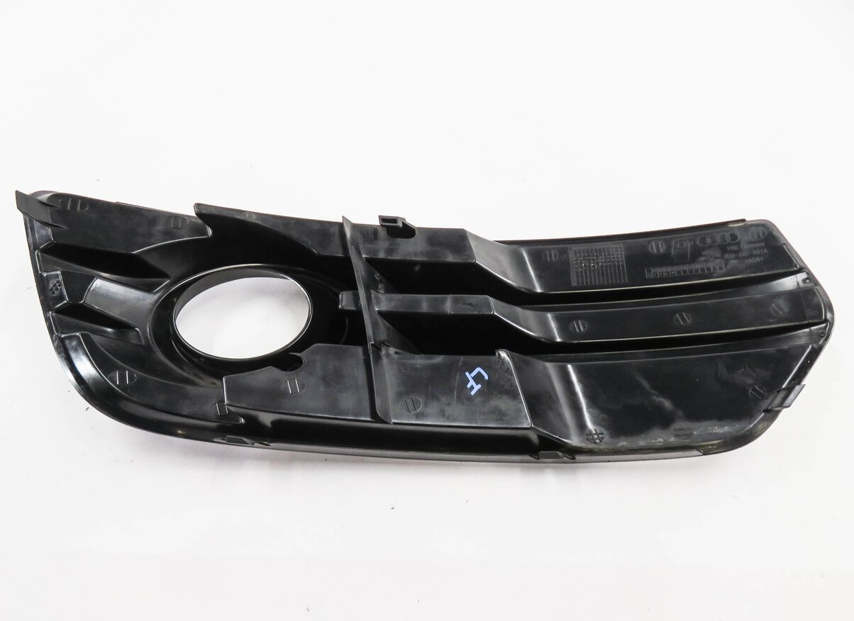 Thumbnail 6: 2009-2012 AUDI Q5 (B8 8R) LEFT FRONT DRIVER FOGLIGHT FOG LIGHT GRILLE TRIM