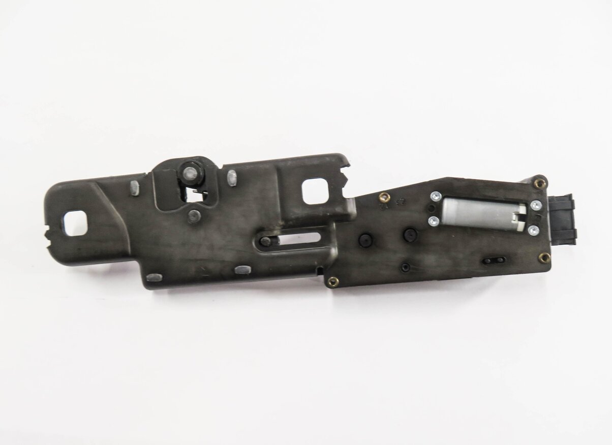 Thumbnail 2: 2012 AUDI Q5 (B8 8R) REAR TRUNK LOCK LATCH ACTUATOR MOTOR STRIKER PLATE
