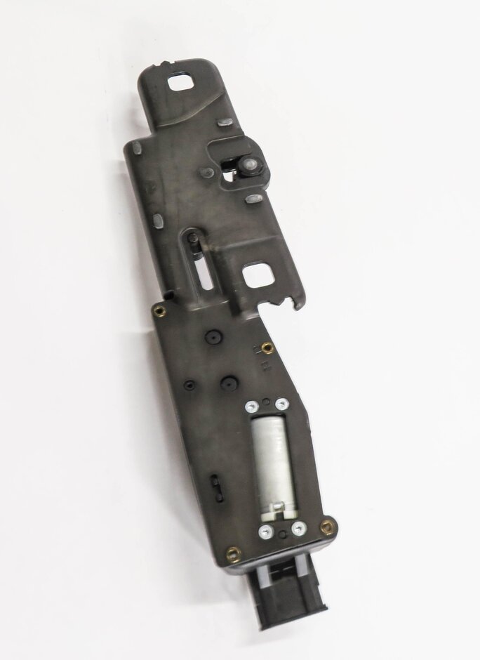 Thumbnail 4: 2012 AUDI Q5 (B8 8R) REAR TRUNK LOCK LATCH ACTUATOR MOTOR STRIKER PLATE