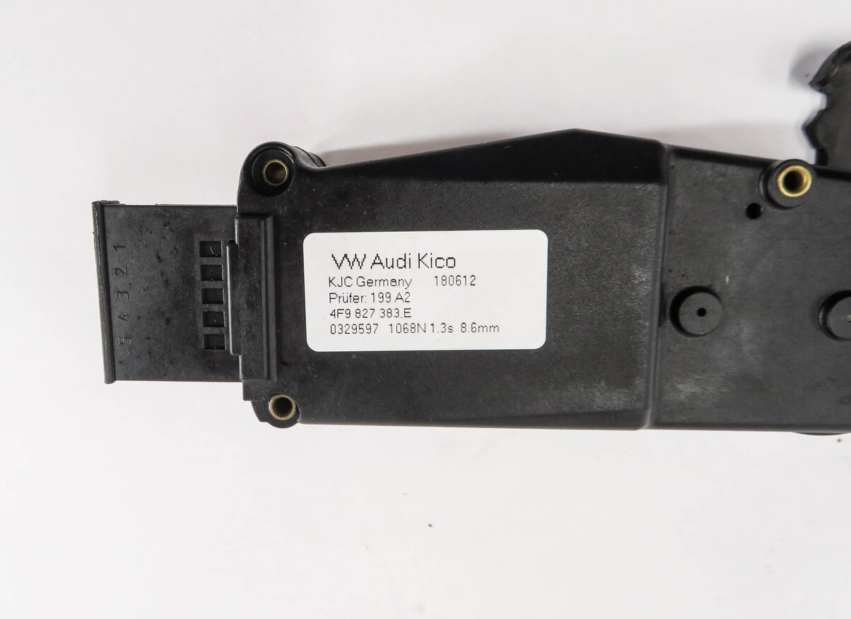 Thumbnail 7: 2012 AUDI Q5 (B8 8R) REAR TRUNK LOCK LATCH ACTUATOR MOTOR STRIKER PLATE