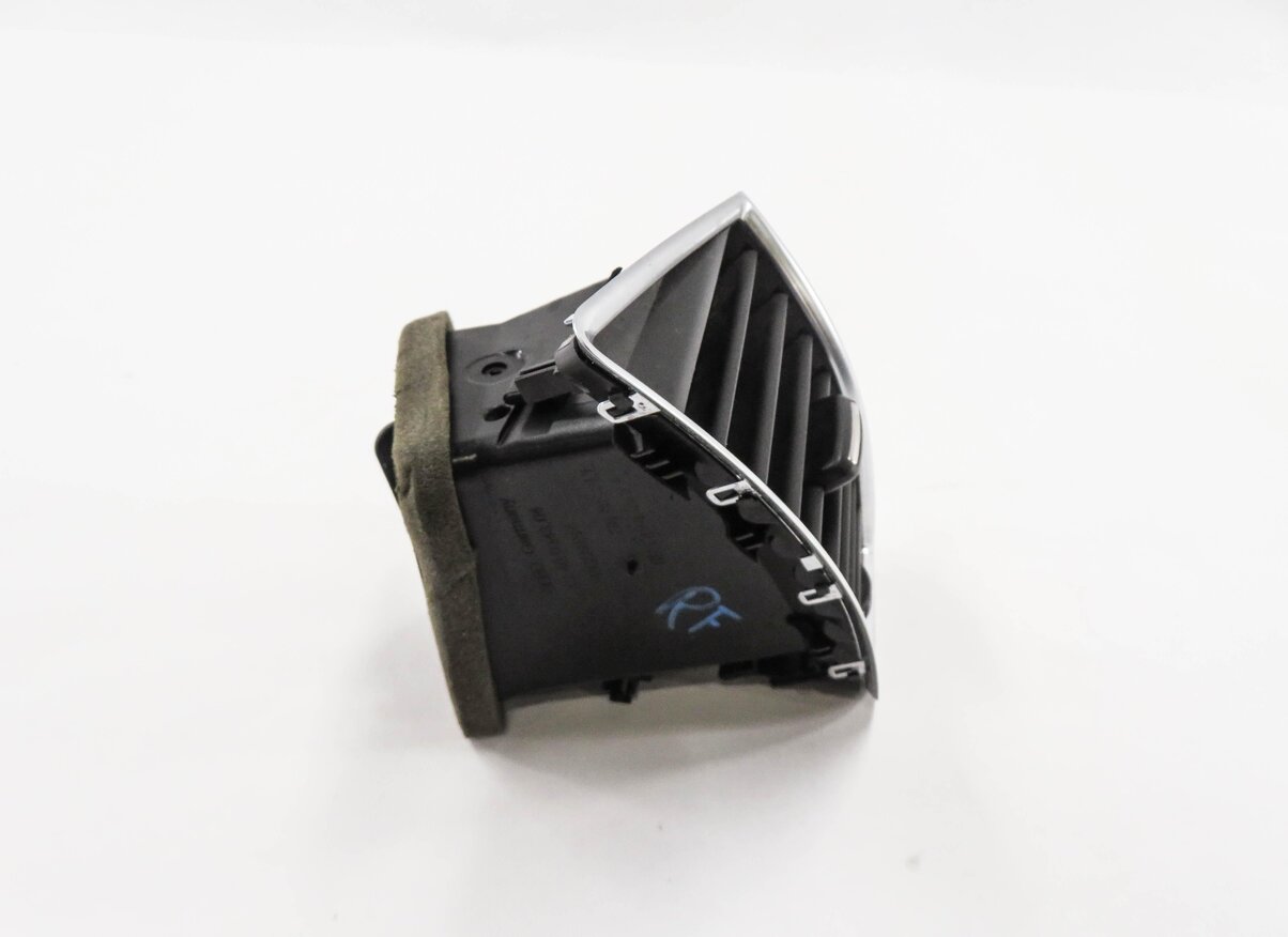 Thumbnail 3: 2012 AUDI Q5 (B8 8R) RIGHT FRONT PASSENGER DASH HEATER A/C AIR VENT