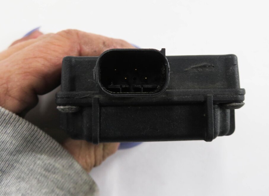 Thumbnail 6: 2008-2012 AUDI A4 S4 A5 Q5 Q7 (B8 8K 8T 8R 4L) HOMELINK GARAGE DOOR GATE MODULE