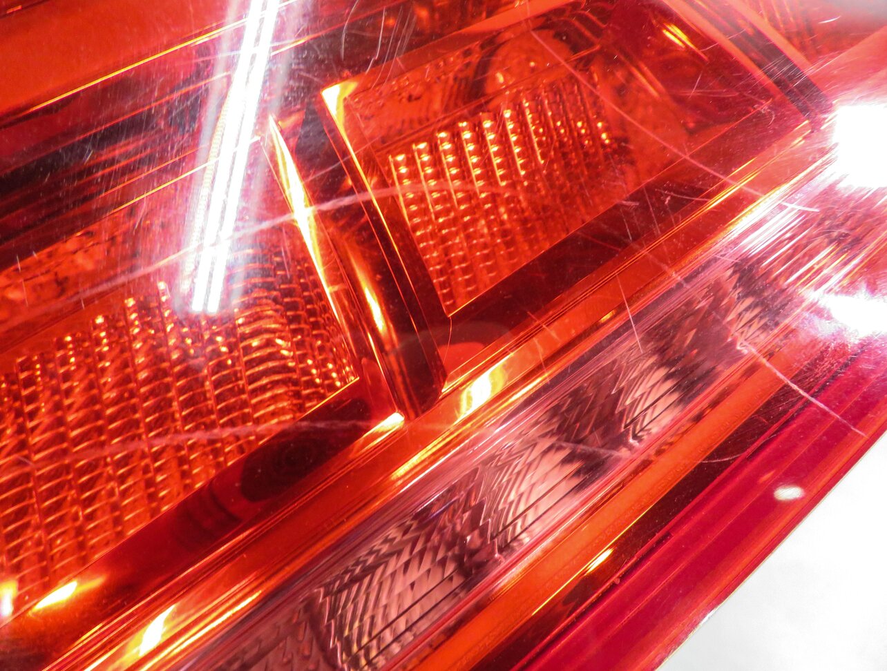 Thumbnail 7: 2011-2014 AUDI A8 S8 (D4 4H) RIGHT PASSENGER REAR TRUNK TAILLIGHT LIGHT LAMP